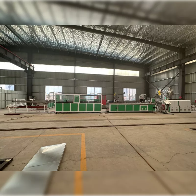 L’équipement de production de sols de co-extrusion extérieure en PVC est-il un objectif important dans l’industrie actuelle ?