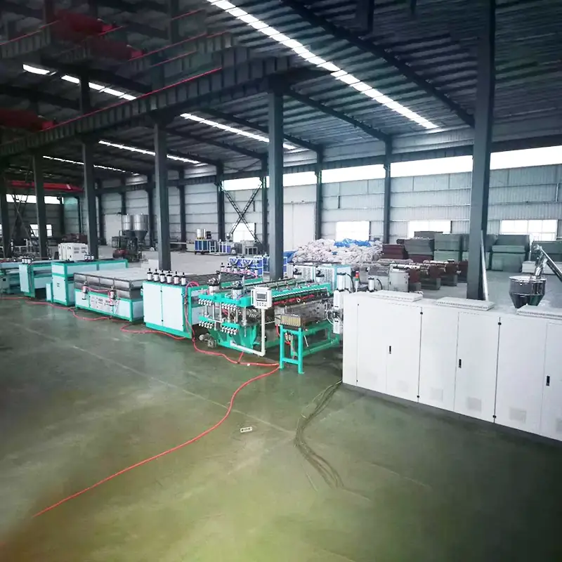 PP PE ABS PU Extrusion de feuille Ligne de production: donner aux plastiques une nouvelle vie！